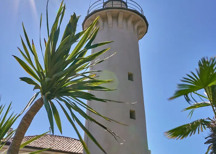 Homely One Bedroom Flat With Side Sea View * ビビオーネ