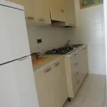 Homely One Bedroom Flat With Side Sea View شقة