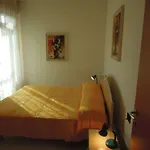 Homely One Bedroom Flat With Side Sea View