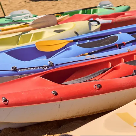 Homely One Bedroom Flat With Side Sea View